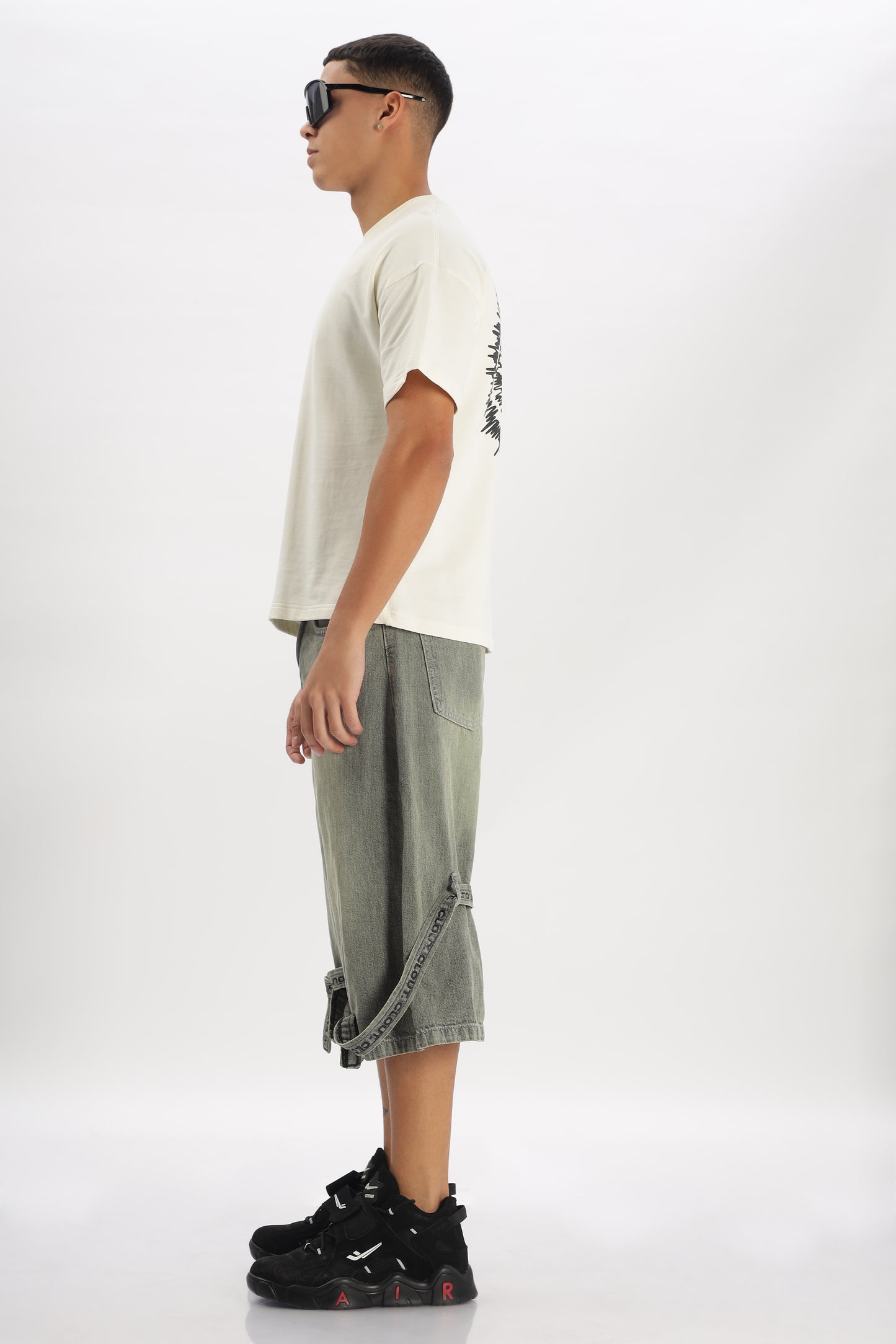 Oversized Boxy Fit Cropped Length EXPLOSION Tees (OFF-WHITE)