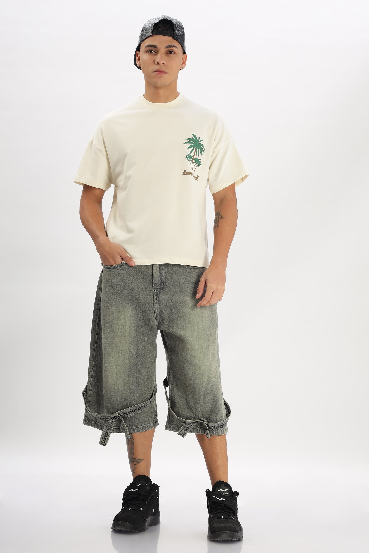 Oversized Boxy Fit Cropped Length PORSCHE ON VACATION Tees (OFF-WHITE)