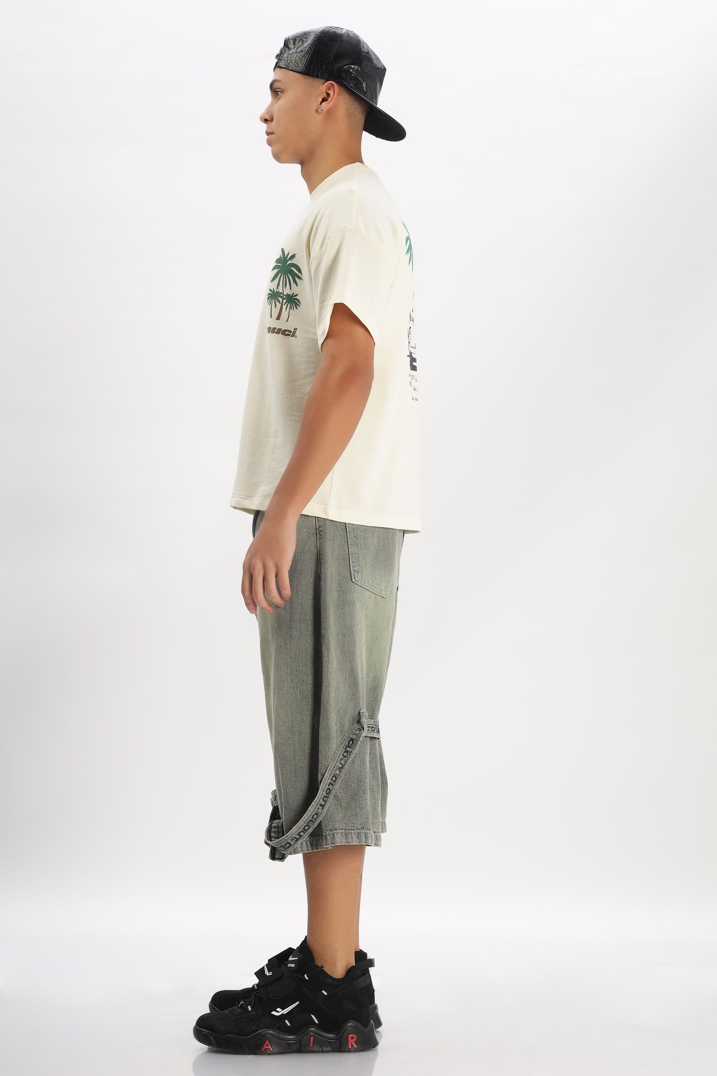 Oversized Boxy Fit Cropped Length PORSCHE ON VACATION Tees (OFF-WHITE)